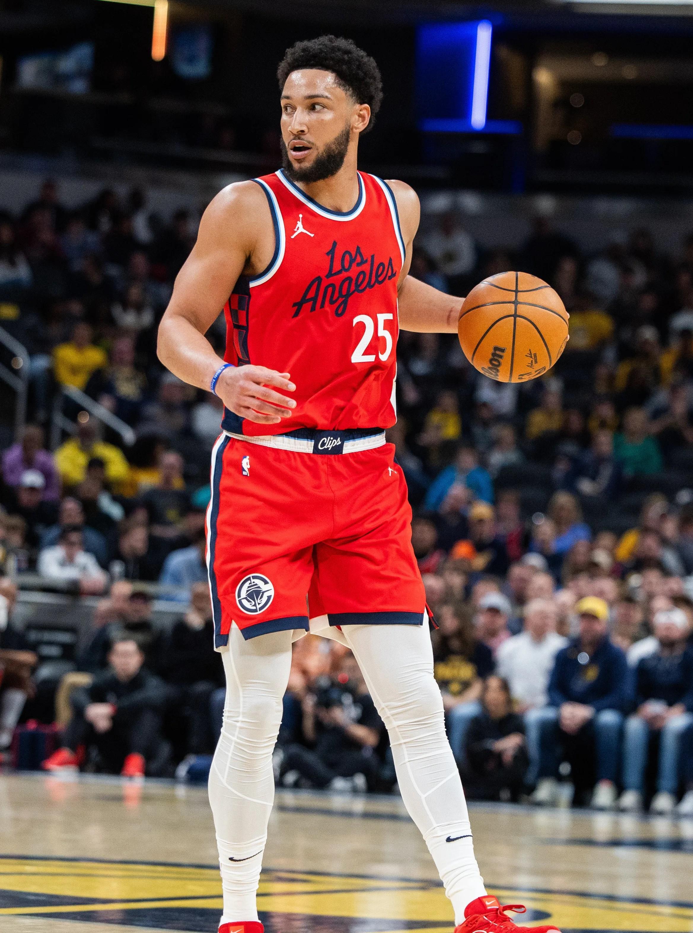 爱游戏官方关于今晨体能课后，洛杉矶快船遗憾出局备战中超，气氛紧张，医务组通报恢复的信息