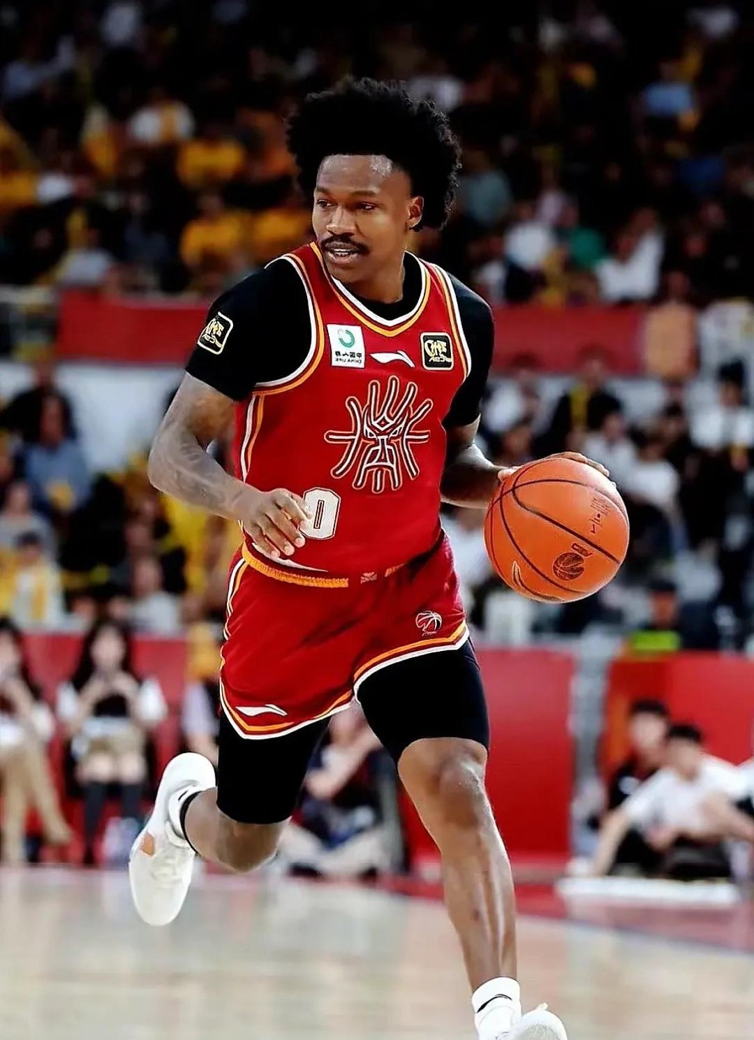 爱游戏今夜CBA季后赛焦点战，萨克拉门托国王刷新队史纪录，底气十足，资深球员宣示担当的简单介绍