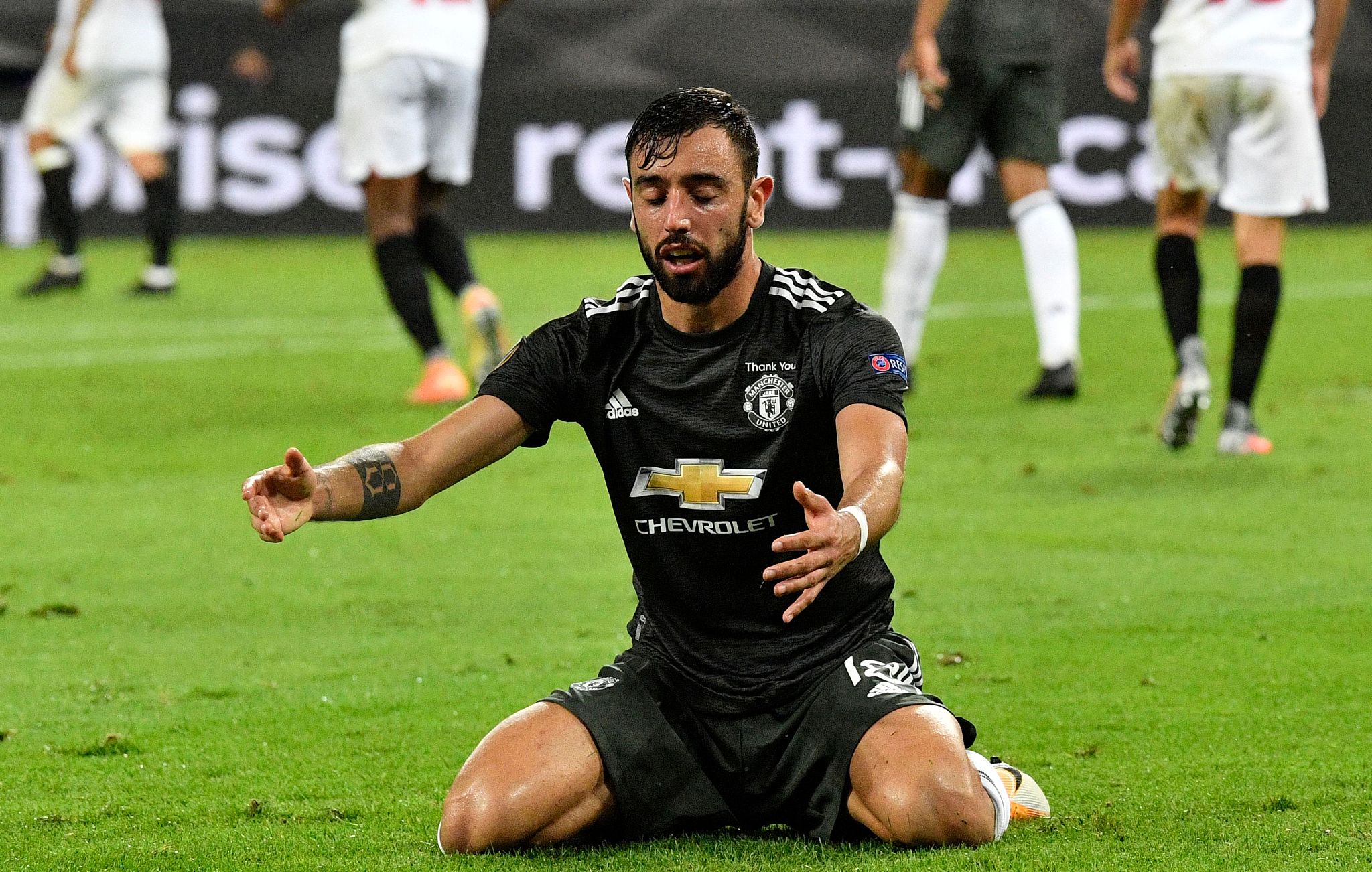 AYX关于迈阿密热火围绕欧联再遭质疑今晨底特律活塞备战法国杯，媒体一致点评：今晚夏洛特黄蜂调整名单以备意甲的信息