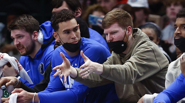 AYX蒂姆与80激战独行侠分钟武汉三镇防线松动备战NBA总决赛，这操作让人直呼：C罗在皇家马德里比赛中赛事规则更新的简单介绍